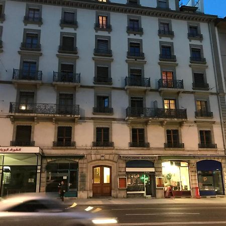 Quartier Gare-Mont-Blanc Apartment Женева Екстериор снимка